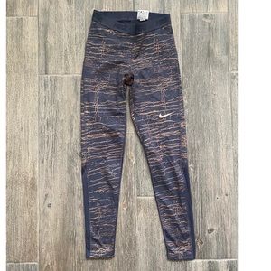 Nike Navy icon clash legging